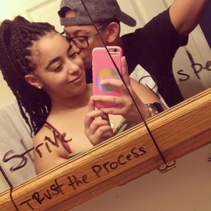 Meet your Posher, Dara